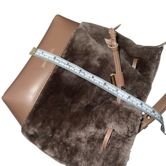 Teddy Blake‎ Eliza Faux Fur Leather Bucket Crossbody Chocolate Brown Neutral - Picture 12 of 15